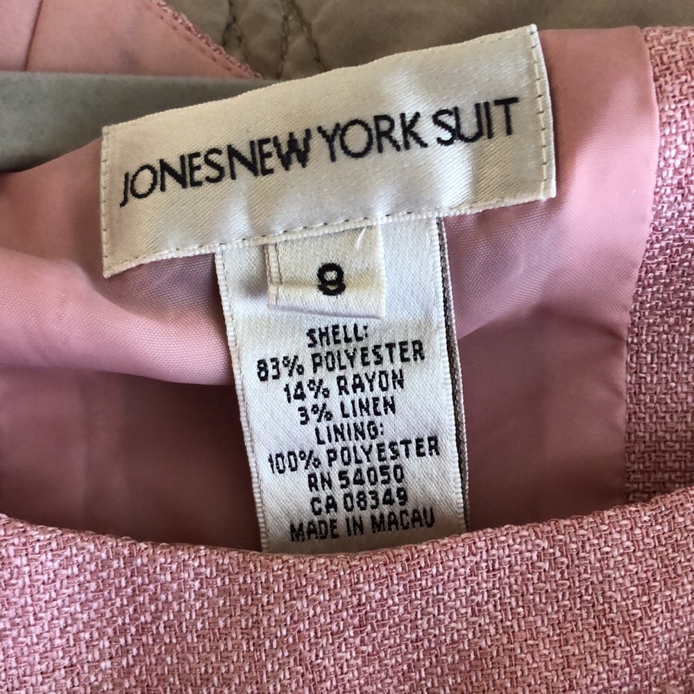 Pink top - Picture 6 of 6
